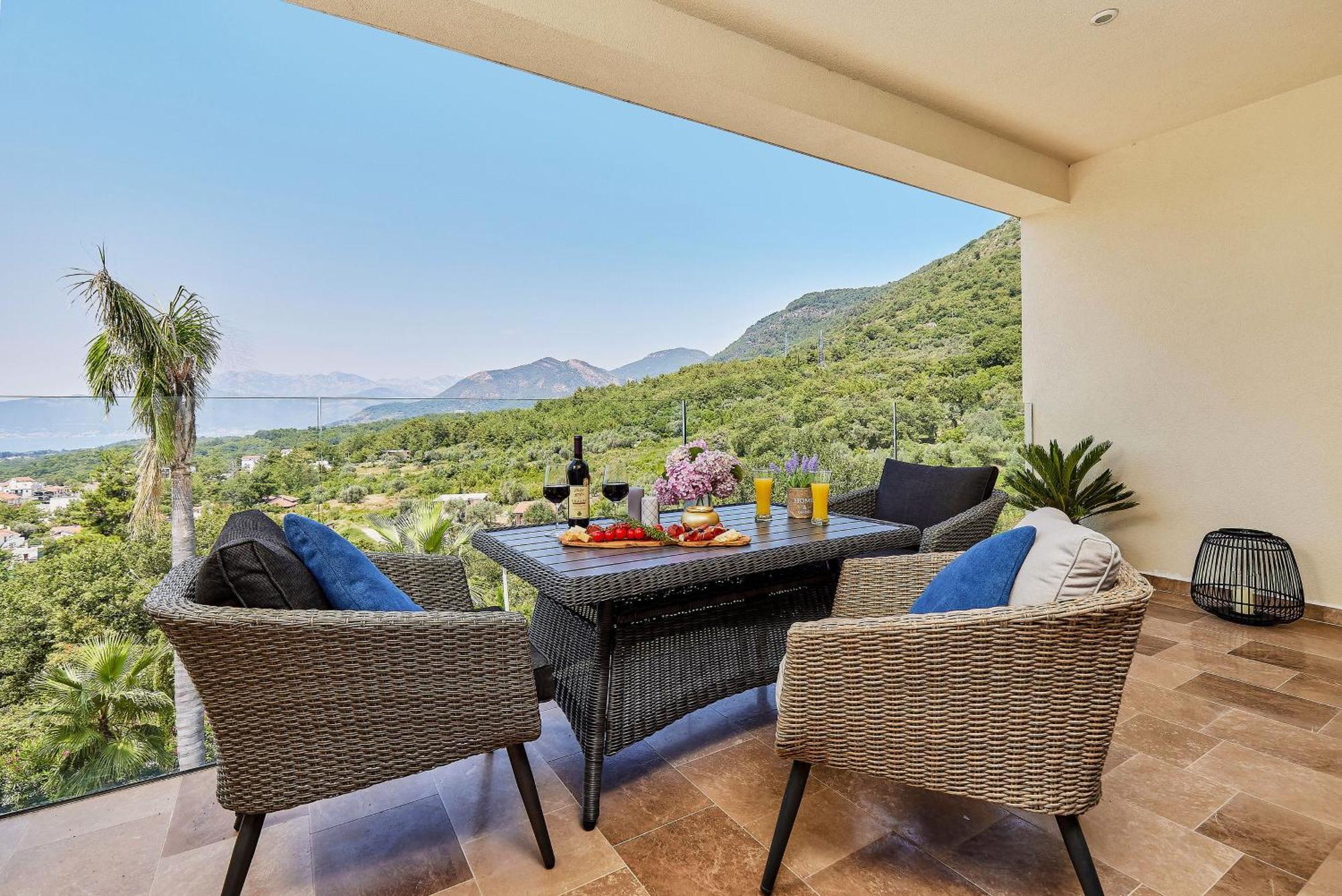 Przice Gardens Apartment With Heated Pool Kotor Exterior foto