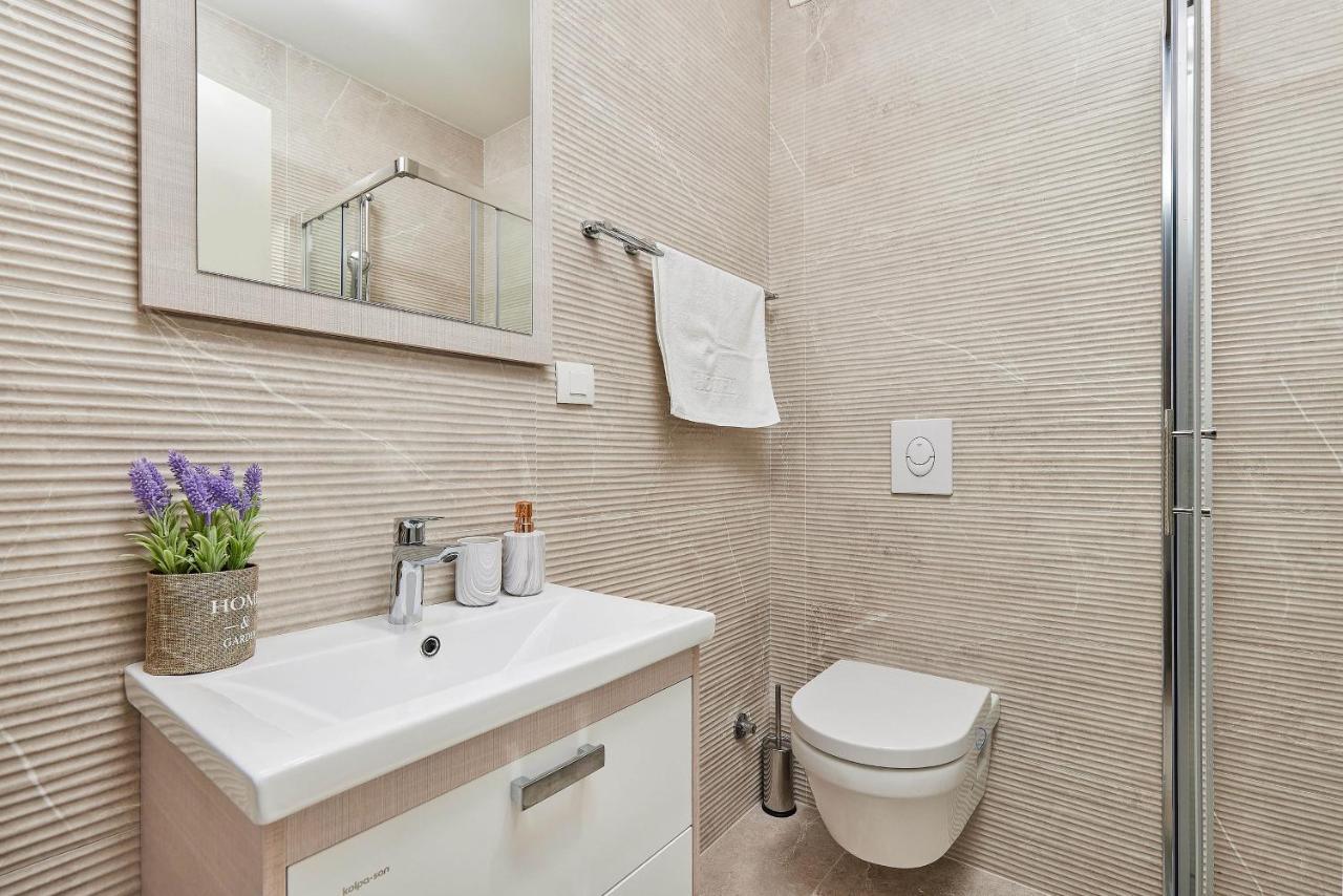 Przice Gardens Apartment With Heated Pool Kotor Exterior foto